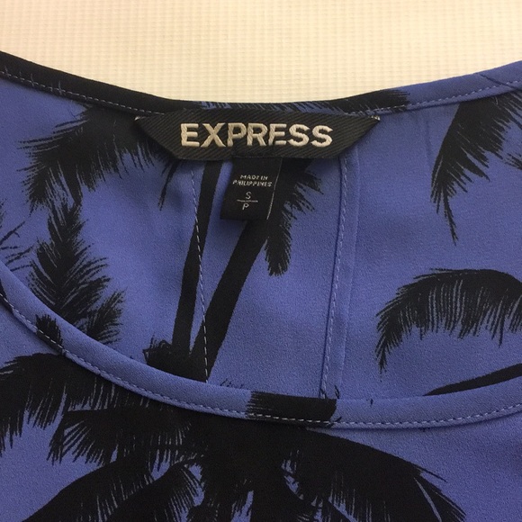 Express Top - Small - Open Back (partial) - Picture 2 of 3